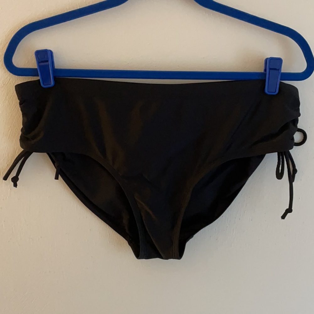 xhilaration black swim bottoms